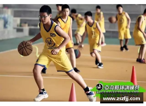 库里与队友举办篮球训练营，点燃青少年梦想