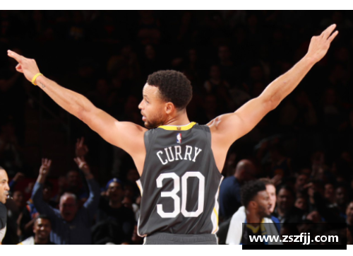 库里再创奇迹！连续10场比赛命中7个三分，NBA历史又添新纪录